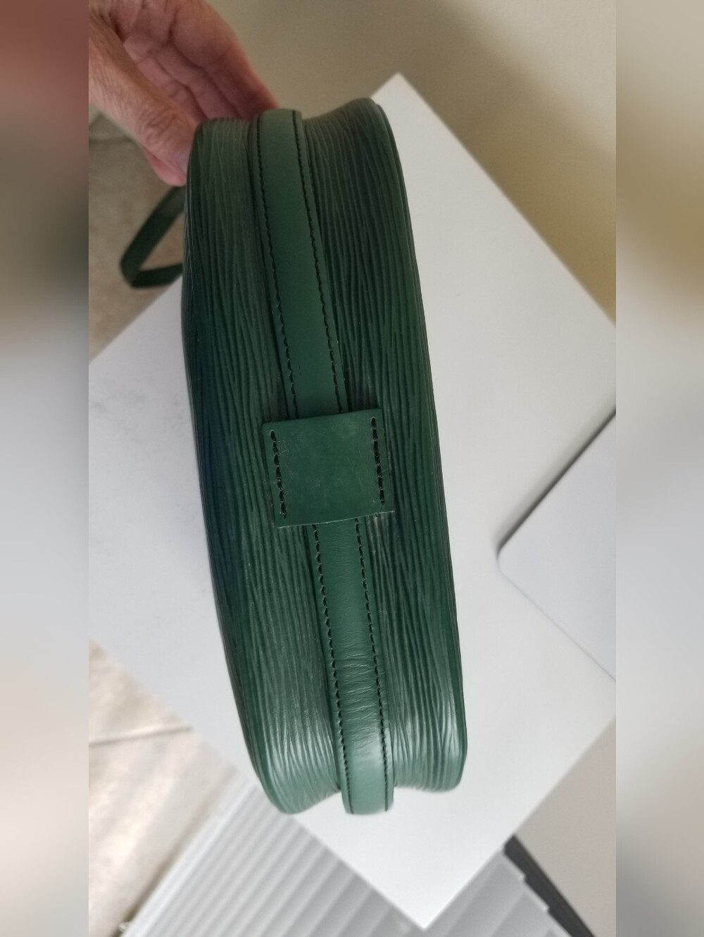 VINTAGE Louis Vuitton Green Epi Leather Shoulder Bag- Good Condition - Picture 7 of 10